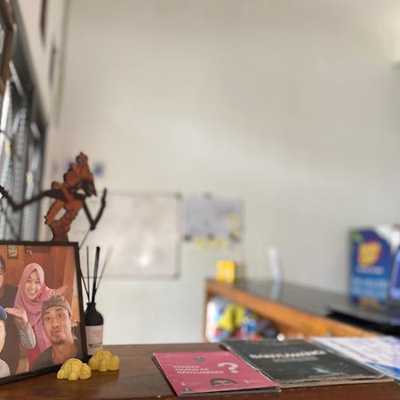 Zzz Hostel Banyuwangi  Kültér fotó