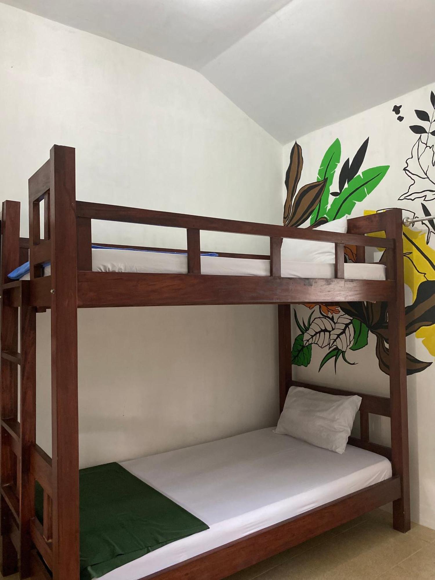Zzz Hostel Banyuwangi  Kültér fotó
