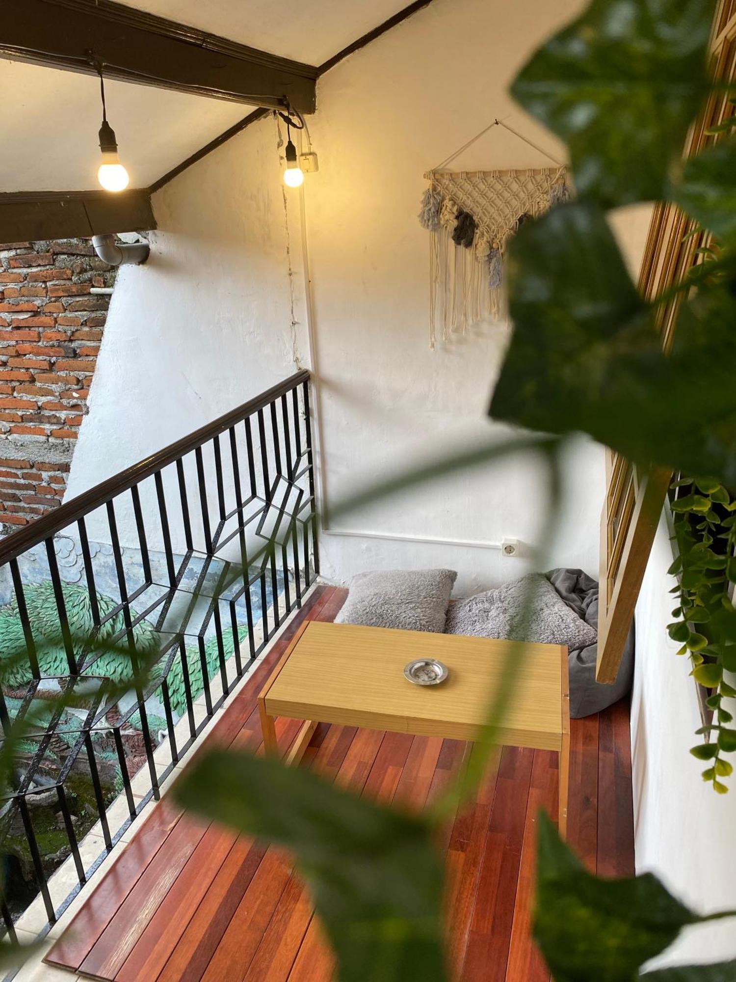 Zzz Hostel Banyuwangi  Kültér fotó