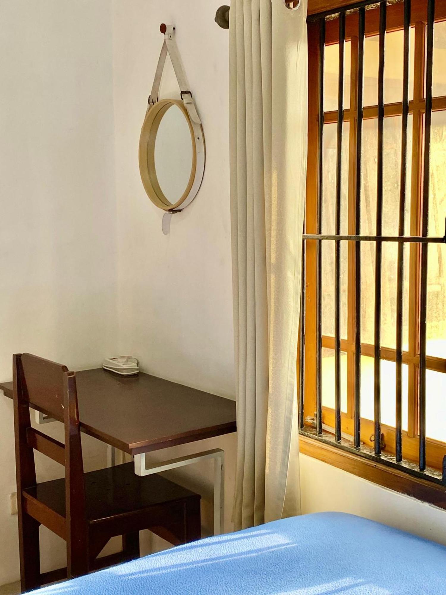 Zzz Hostel Banyuwangi  Szoba fotó